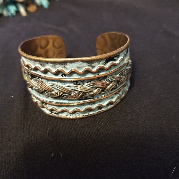 Blue and Gold Tone Bracelet Set - Picture 2 of 8